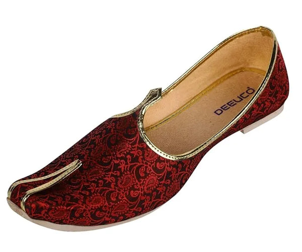Maroon Mojari
