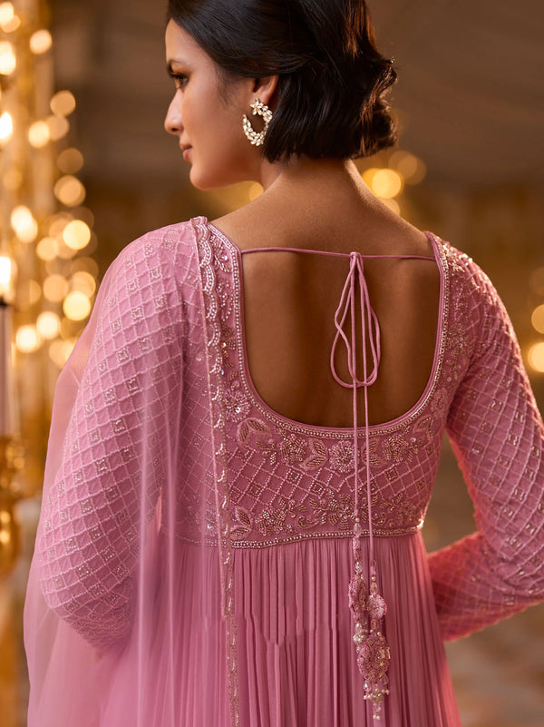 Close-up of sweetheart neckline and floral embroidery on Taffy Baby Pink Anarkali for a Toronto sangeet